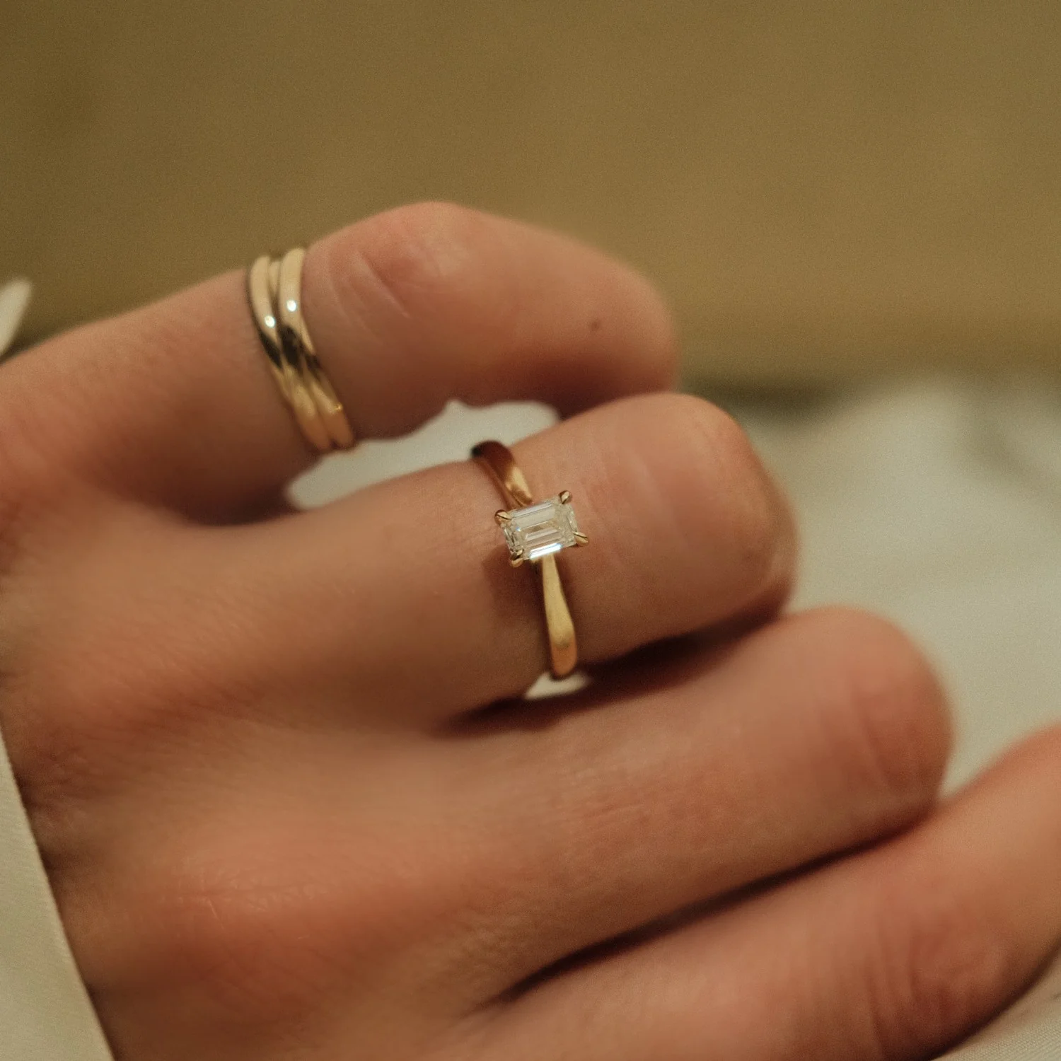 Emerald Solitaire Diamond Ring - Image 4
