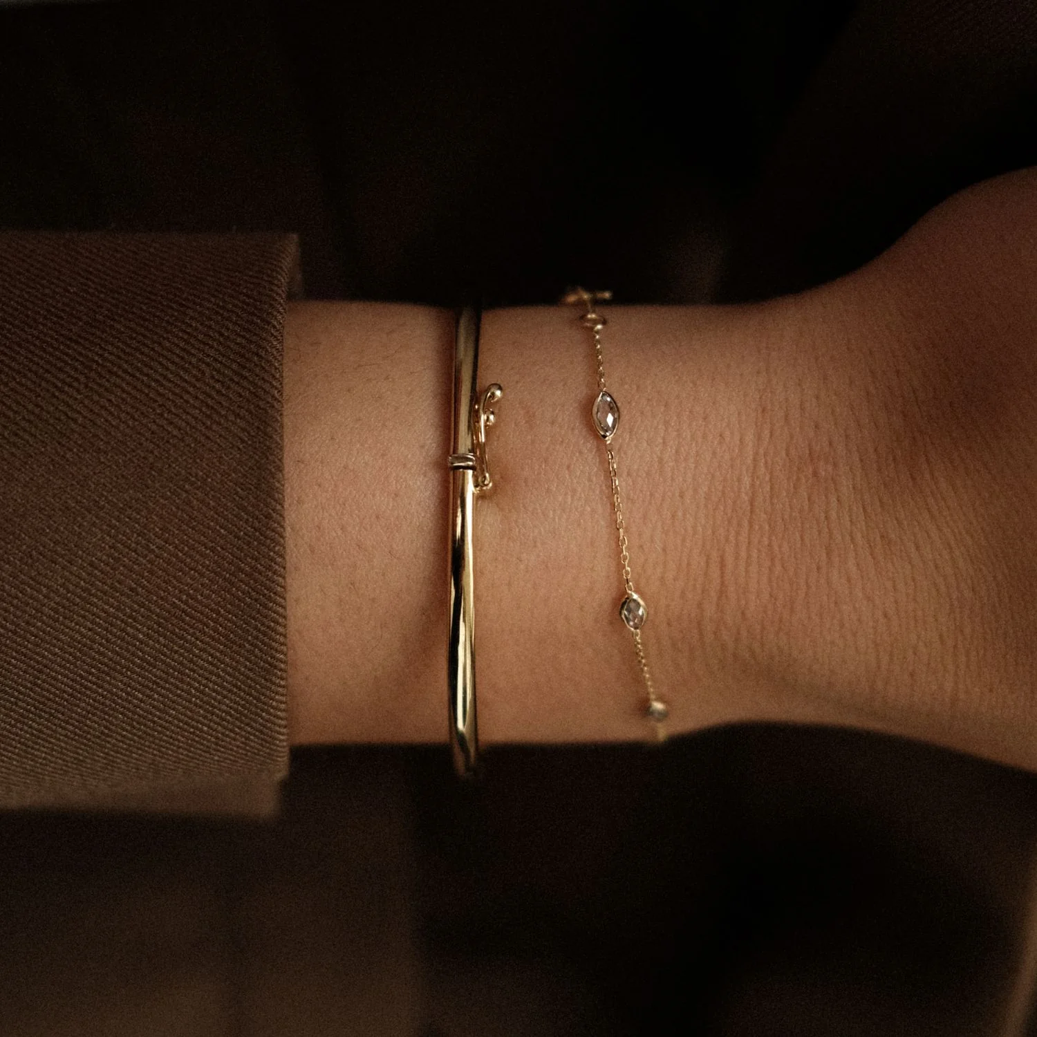 Oro Bangle Slim 9k - Image 4