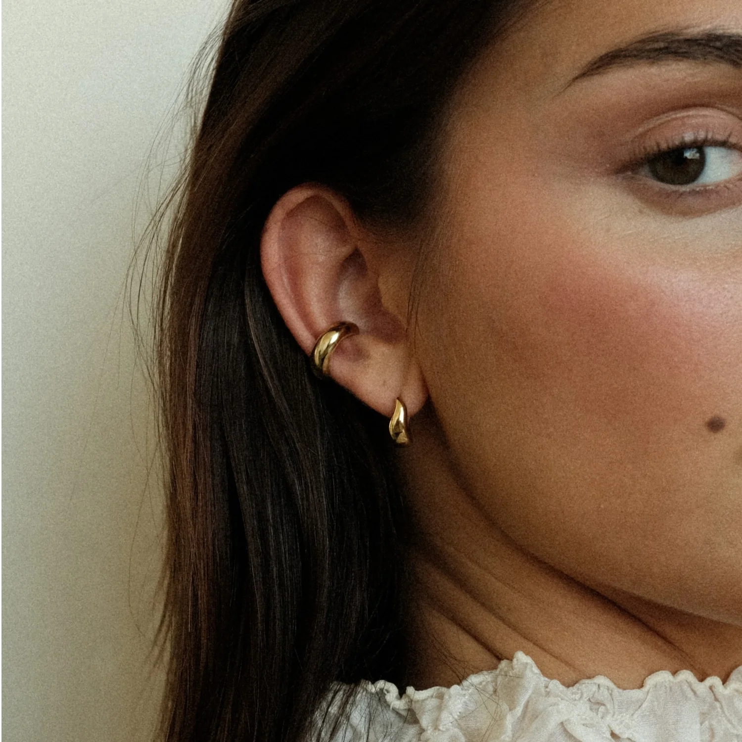 Sculptural Hoops Small - Image 2